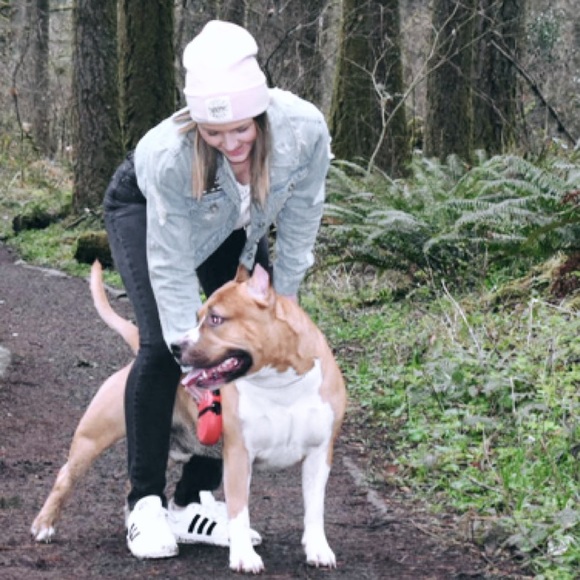 Meet your Posher, Veronica - Picture 1 of 1